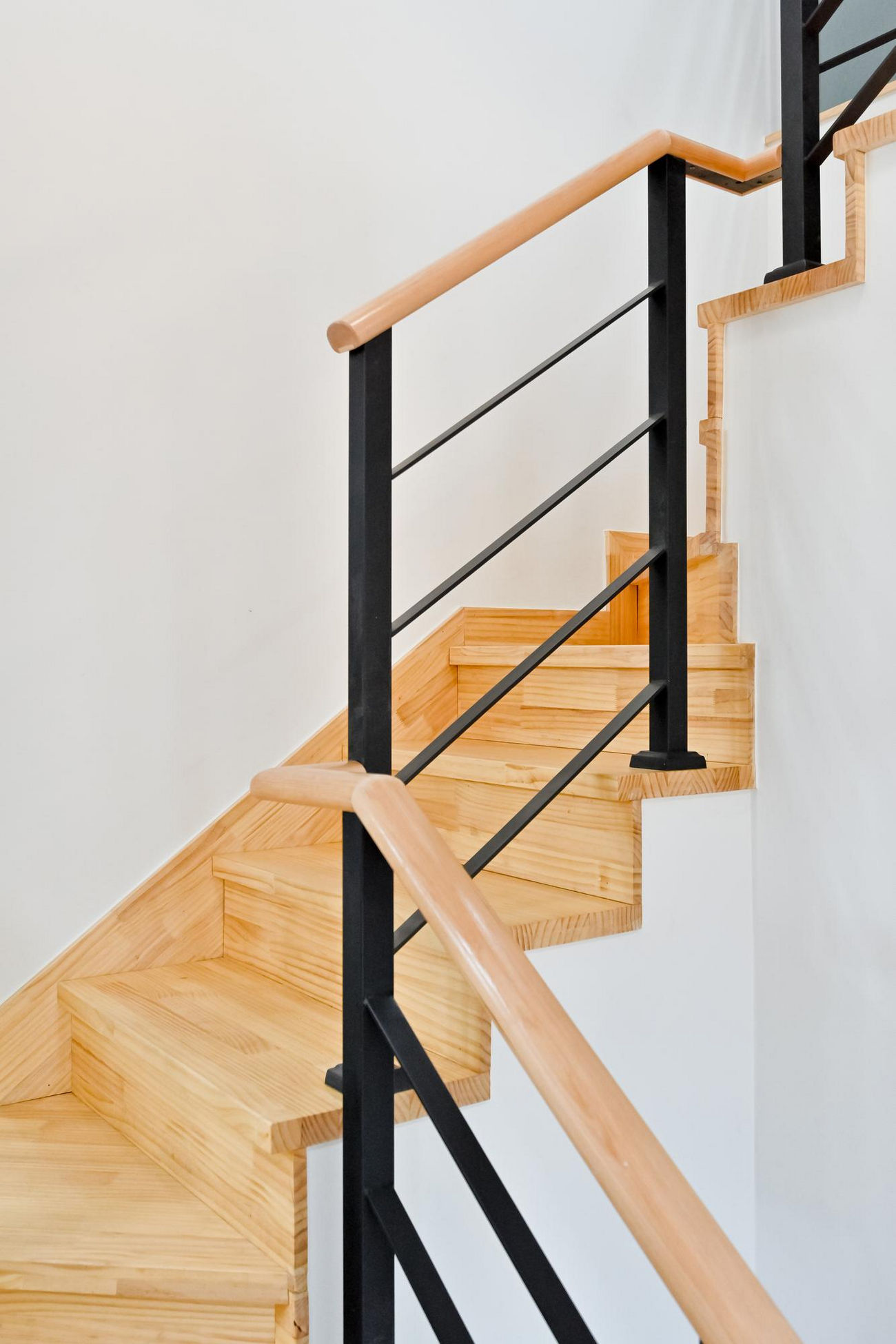 Balustrady drewniane Warszawa